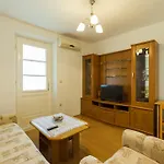 Anika Apartmán